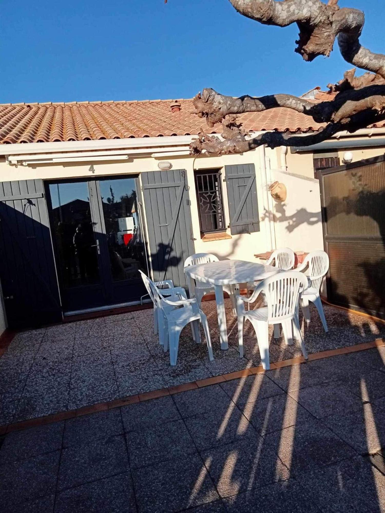Residence Les Amandines Gruissan Exterior photo